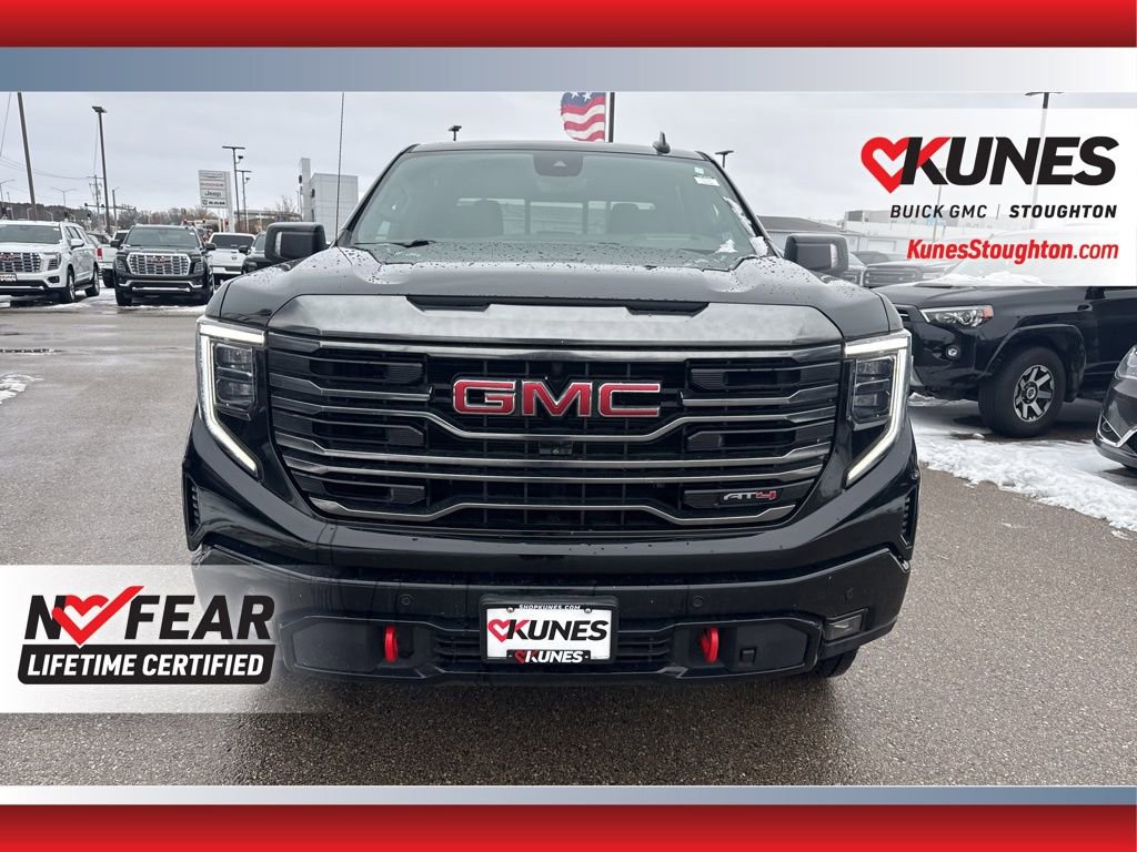 Used 2023 GMC Sierra 1500 AT4 w/ Technology Package image 5