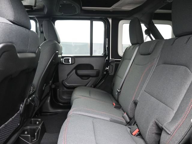 Used 2024 Jeep Wrangler Unlimited Rubicon w/ Technology Group image 16
