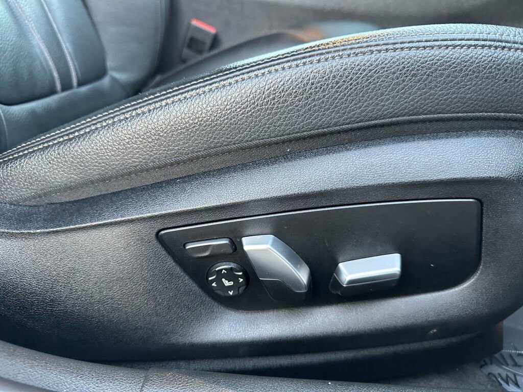 Used 2018 BMW 530i xDrive xDrive image 28