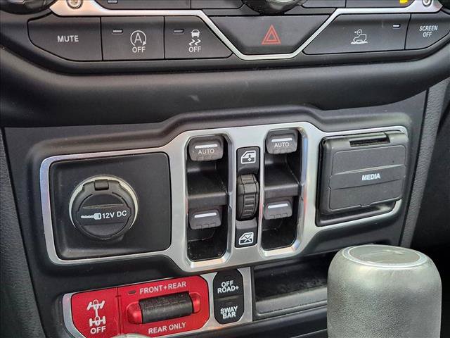 Used 2020 Jeep Gladiator Rubicon w/ LED Lighting Group AWD/4WD image 13