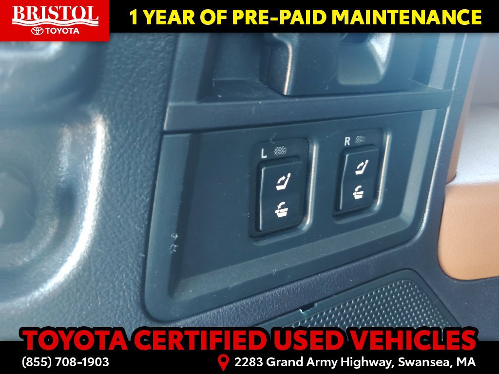 Certified 2020 Toyota Sequoia Platinum AWD/4WD image 38
