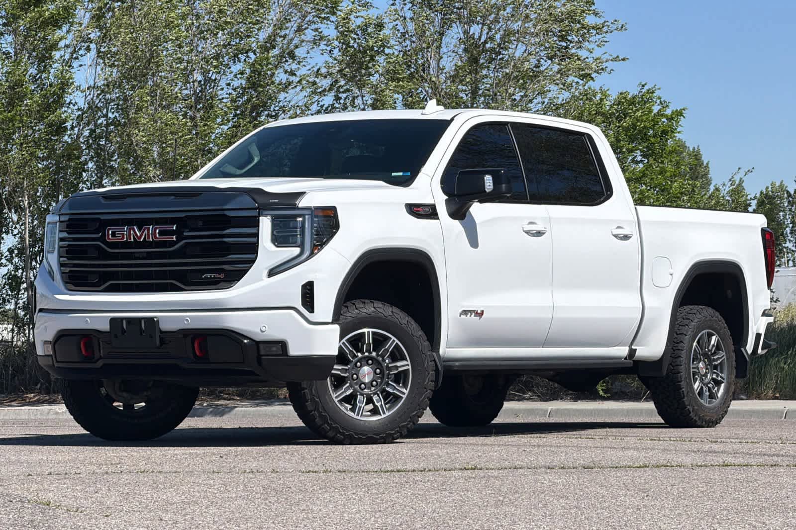 Used 2024 GMC Sierra 1500 AT4 w/ Technology Package
