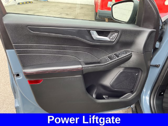 Used 2023 Ford Escape ST-Line w/ Tech Pack #1 AWD/4WD image 10