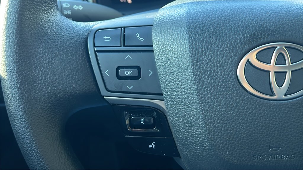 Used 2026 Toyota Camry LE FWD image 18