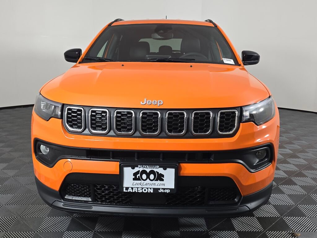 New 2026 Jeep Compass Latitude image 9