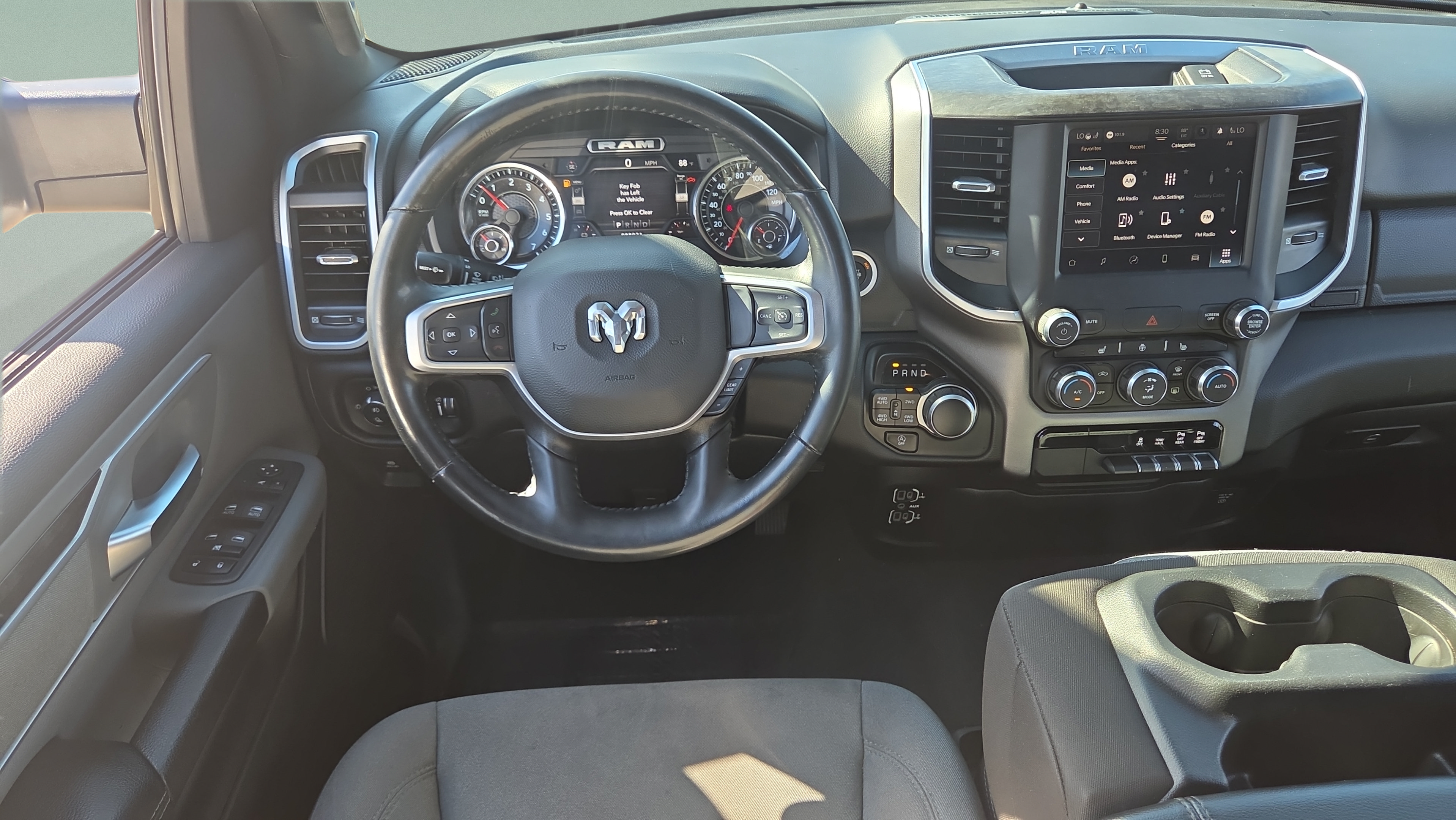 Used 2023 RAM 1500 Big Horn AWD/4WD image 12