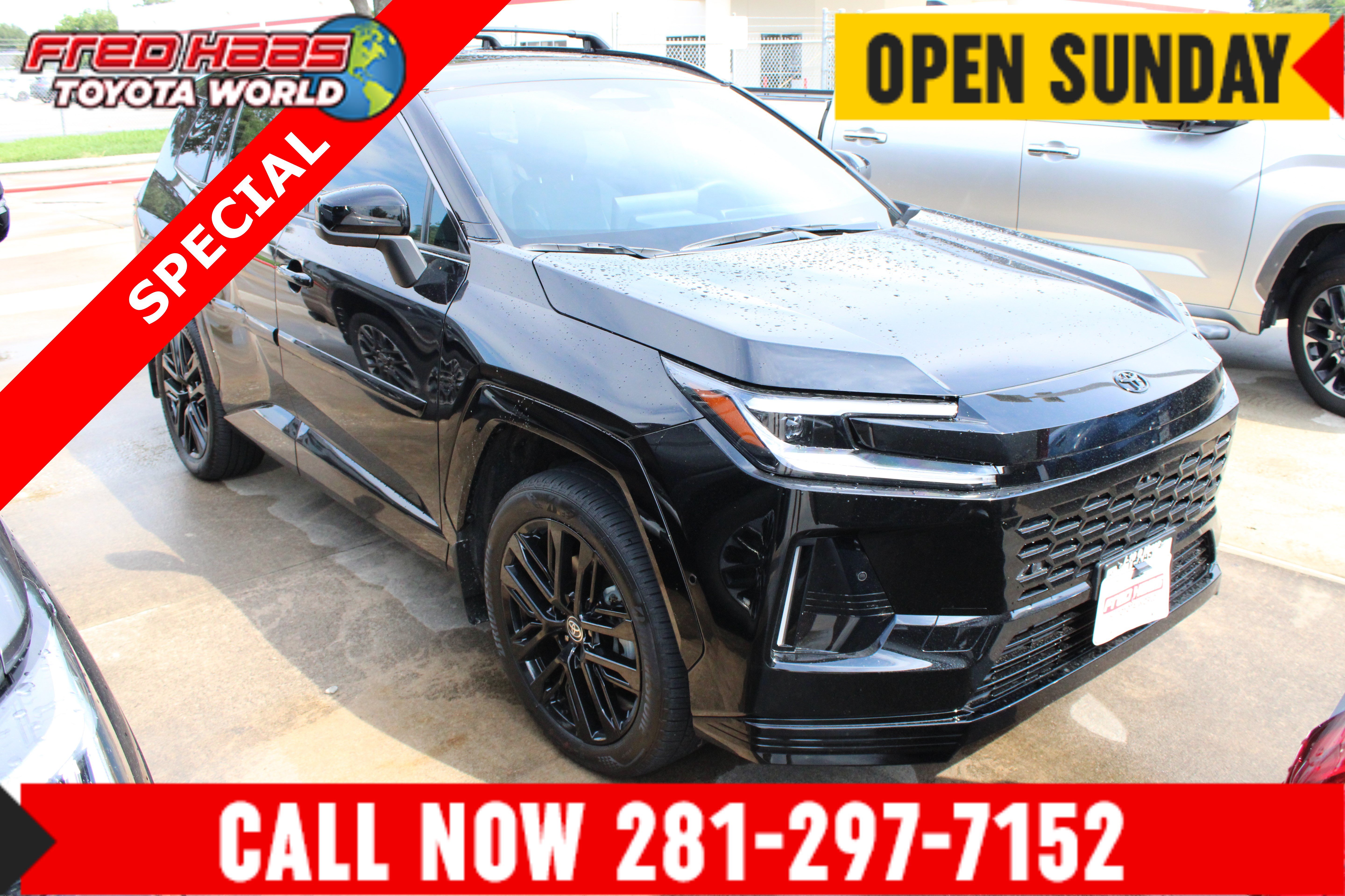 Used 2026 Toyota RAV4 XSE w/ Panoramic Sun Roof Package AWD/4WD video 1