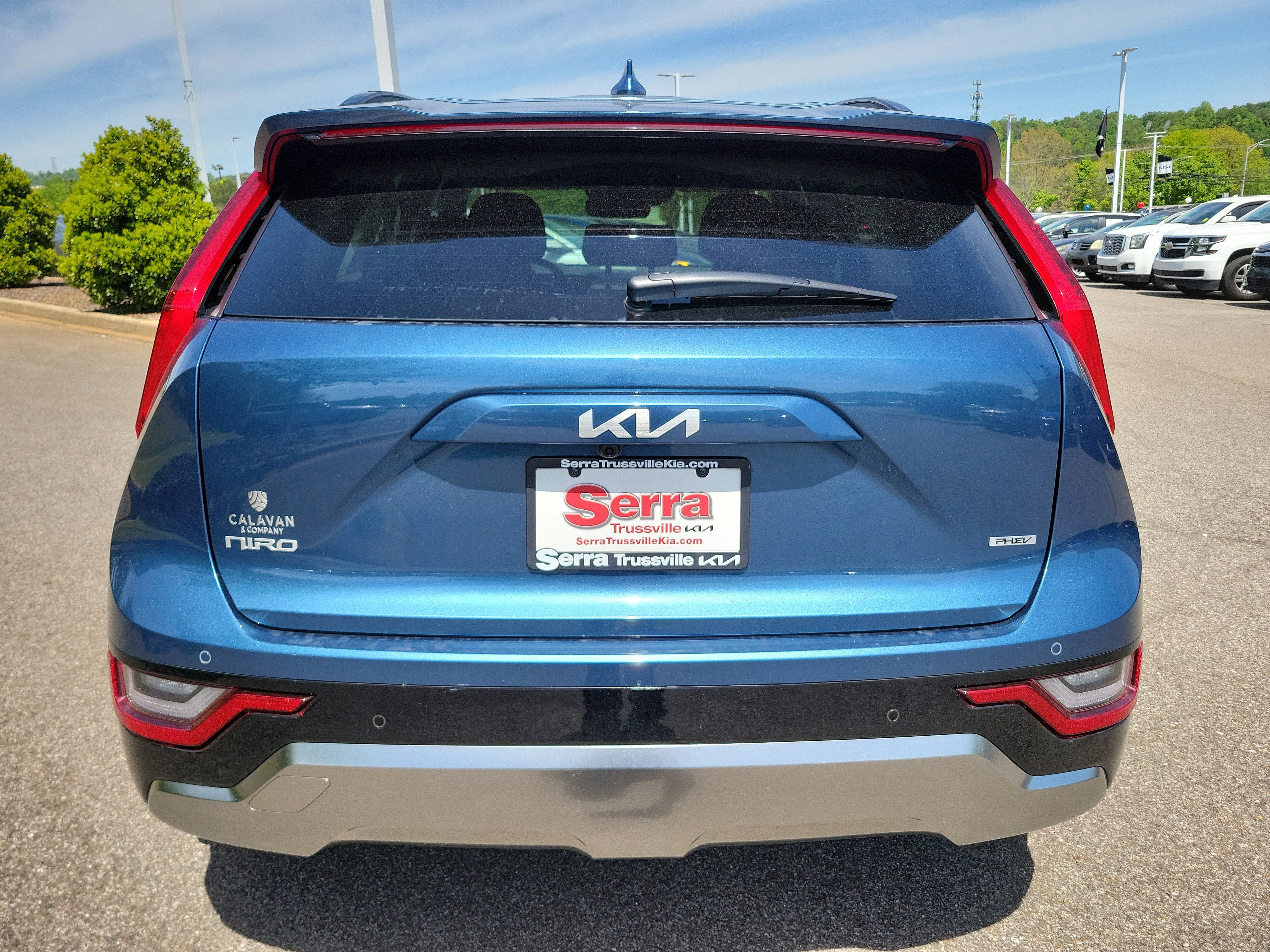Used 2024 Kia Niro SX Touring image 25