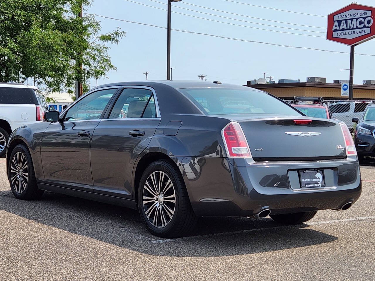 Used 2013 Chrysler 300 S AWD/4WD image 8