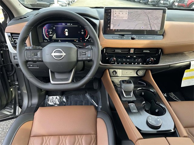 New 2026 Nissan Rogue Platinum image 18