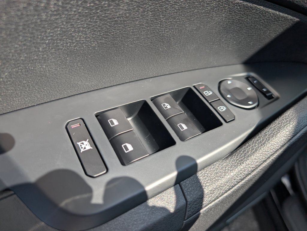 New 2026 Kia Sportage LX w/ LX Convenience Package FWD image 15