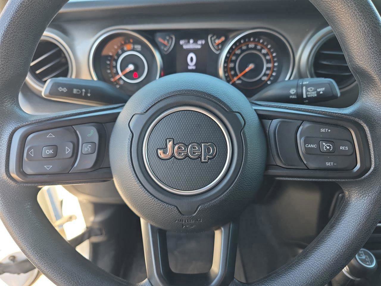 Used 2022 Jeep Wrangler Sport image 27