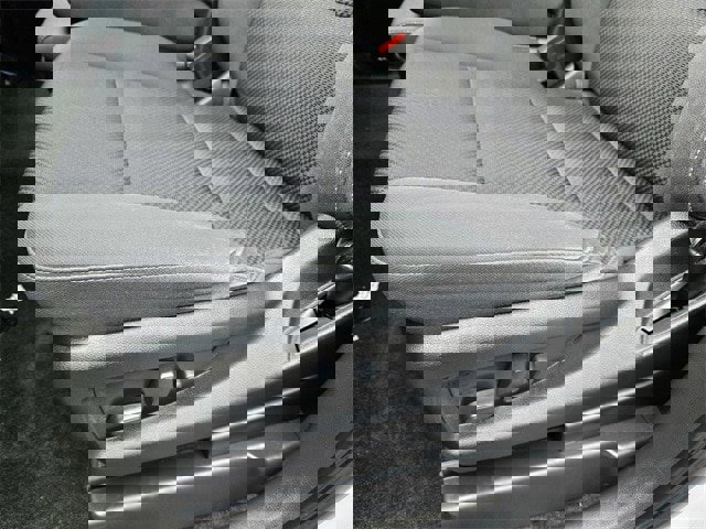 Used 2018 Chevrolet Silverado 1500 LT w/ LT Eassist Package image 11