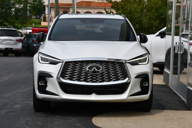 Used 2023 INFINITI QX55 Sensory w/ Lighting Package AWD/4WD image 12