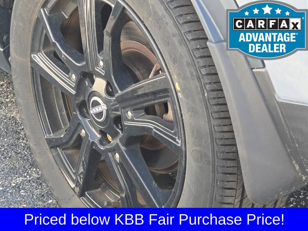 Used 2024 Nissan Kicks SR FWD image 12