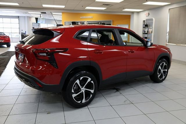 New 2026 Chevrolet Trax RS w/ Driver Confidence Package image 6