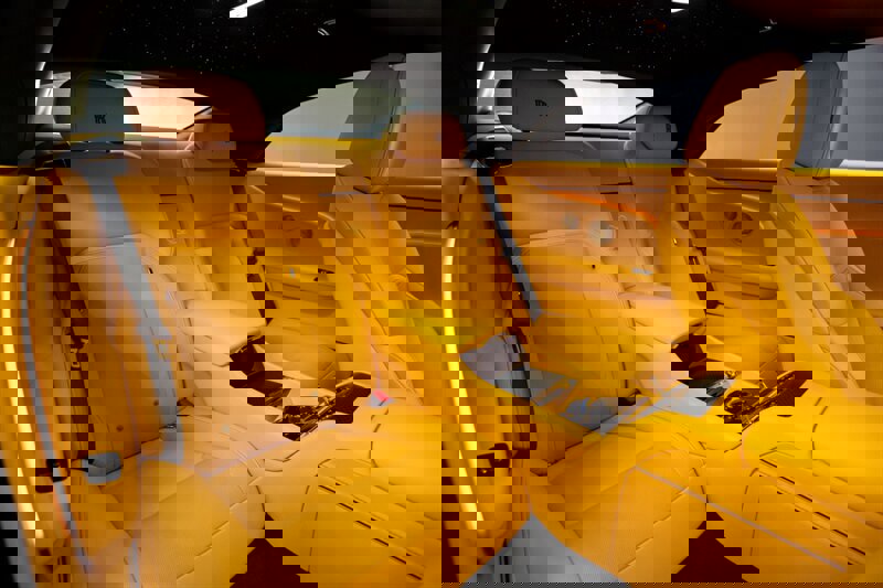 Used 2025 Rolls-Royce Spectre Black Badge w/ Spectre Enhancement Package image 23