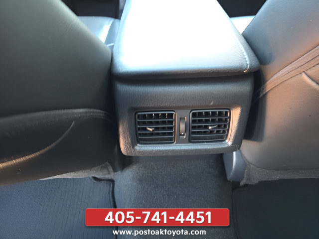 Used 2023 Toyota Camry XSE FWD image 27
