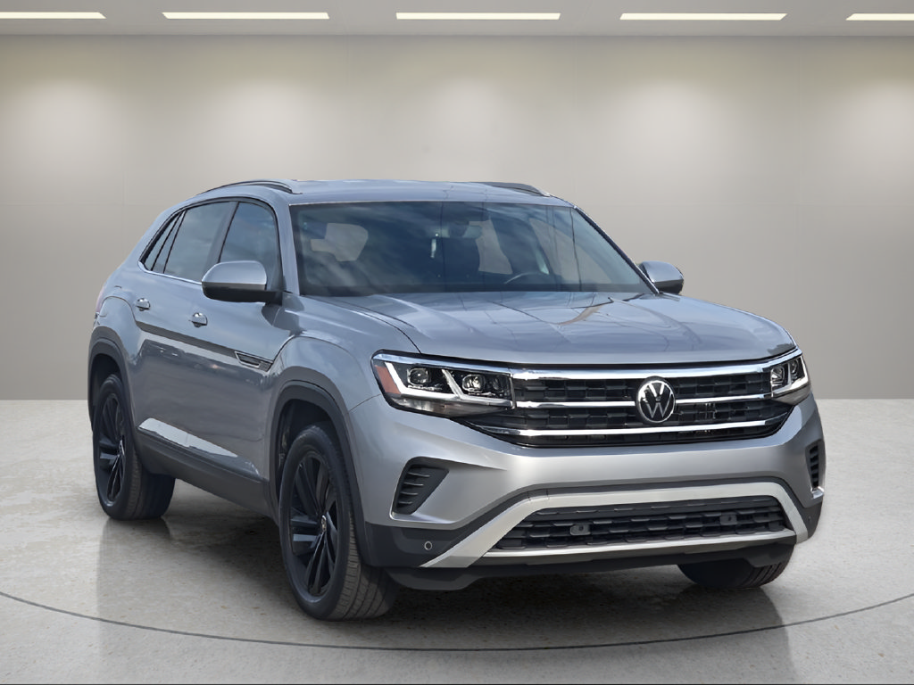 Used 2022 Volkswagen Atlas Cross Sport SE w/ Black Wheel Package