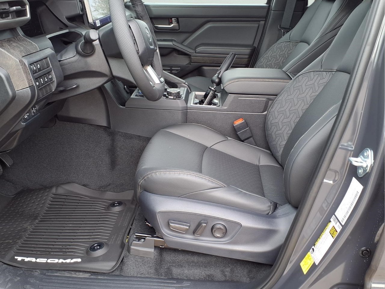 New 2026 Toyota Tacoma Limited AWD/4WD image 12