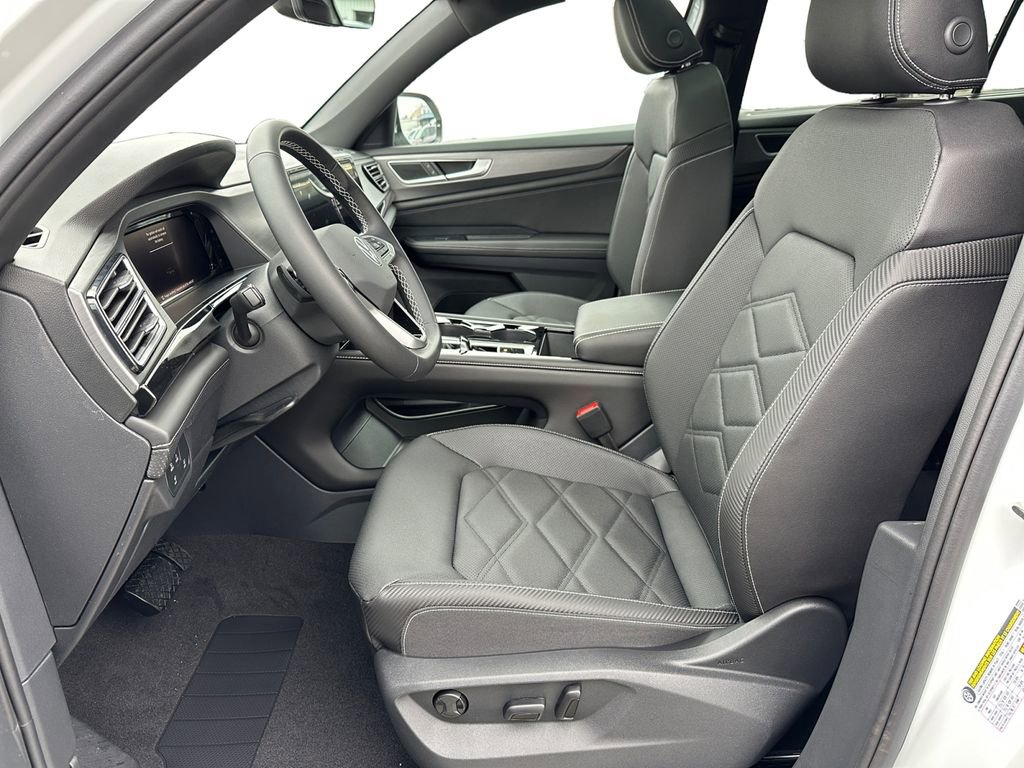 New 2026 Volkswagen Atlas Cross Sport SE image 9