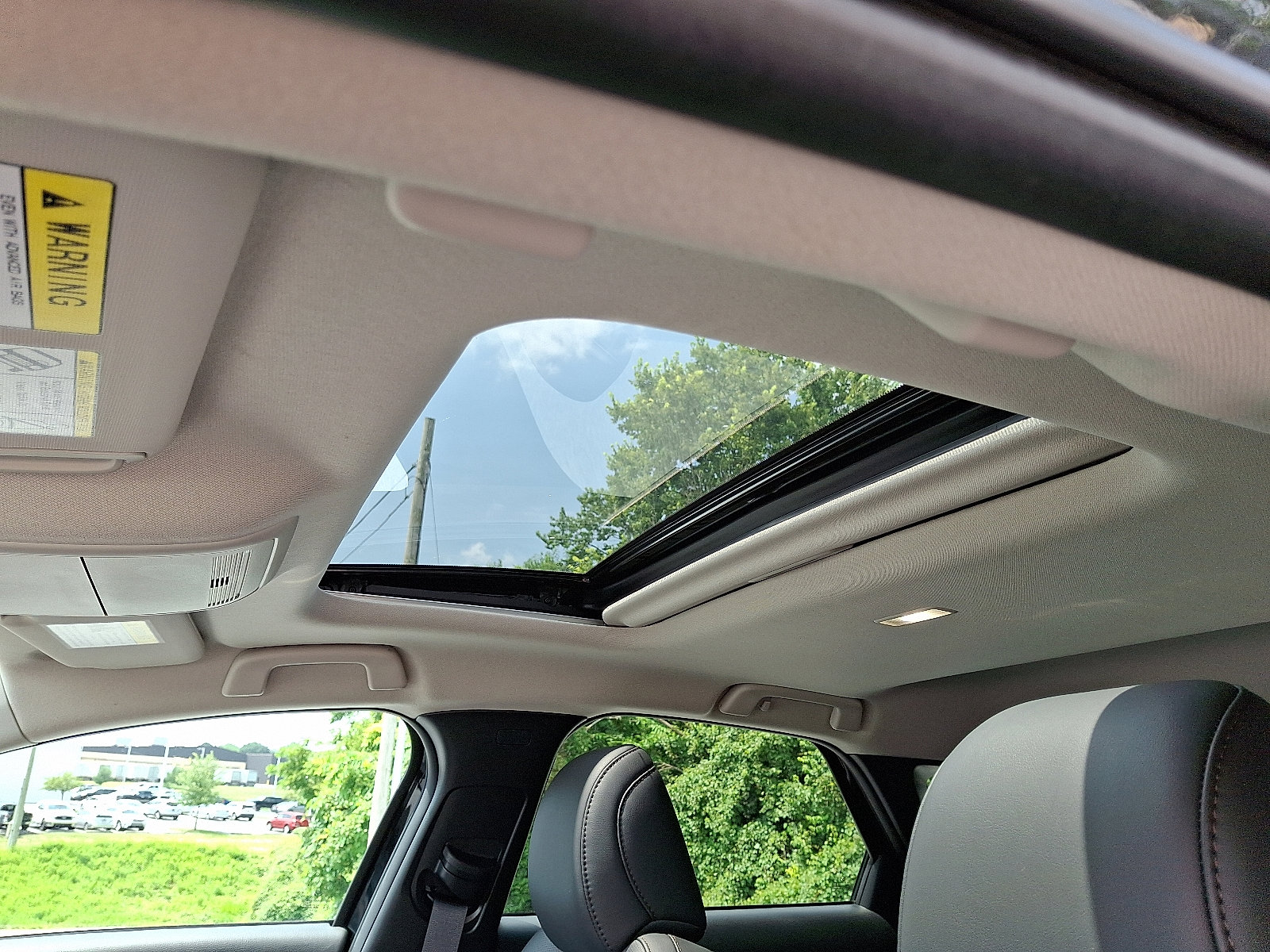 Used 2025 MAZDA CX-30 AWD 2.5 S w/ Premium Package image 16