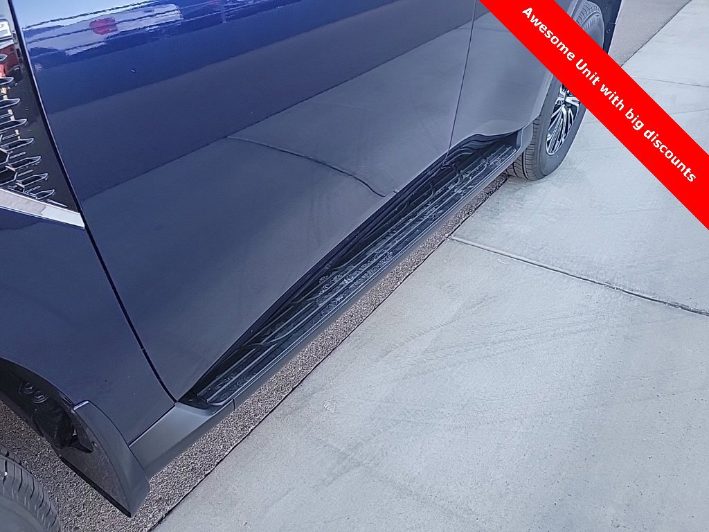 New 2025 Nissan Armada Platinum image 20