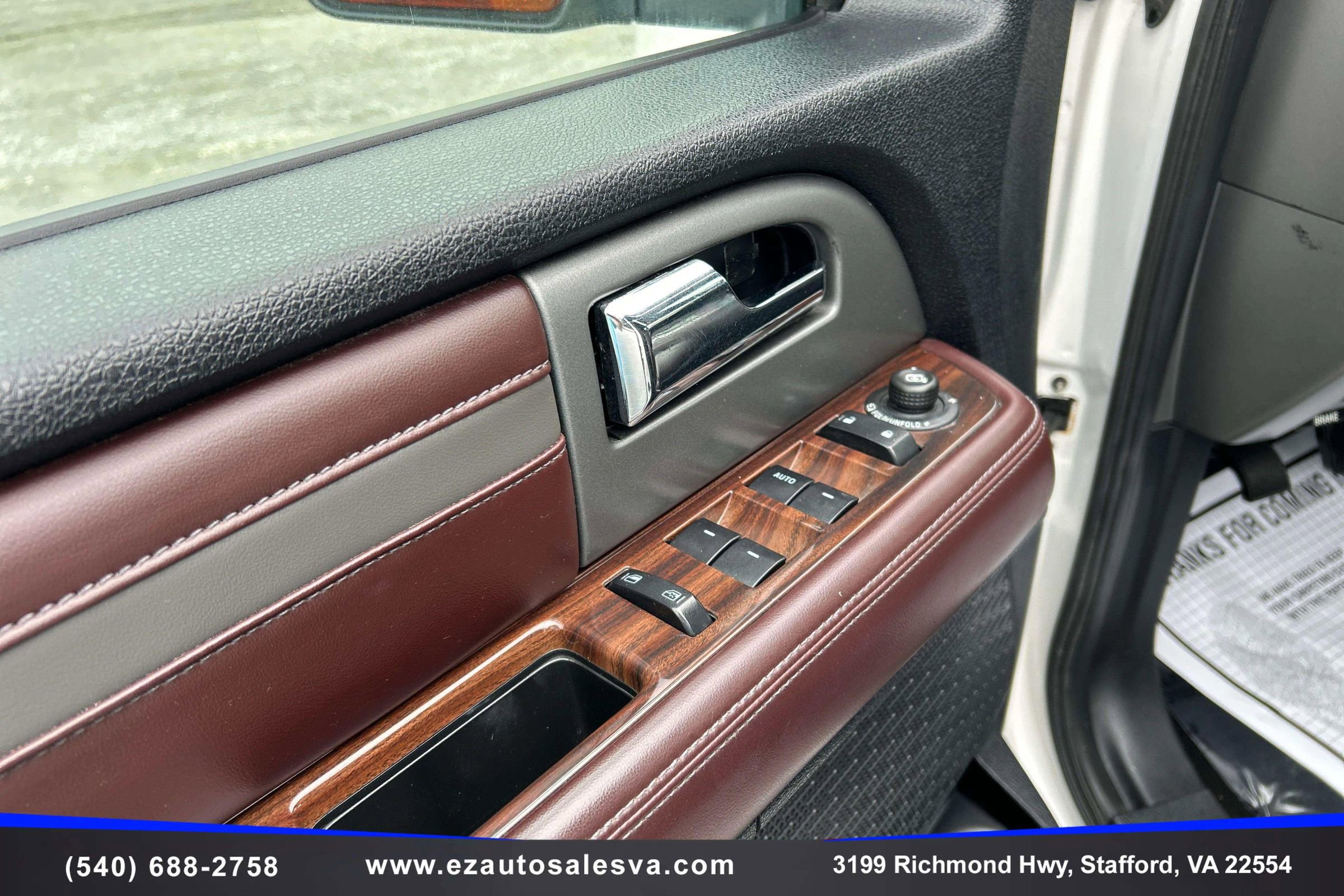 Used 2016 Ford Expedition Platinum image 19