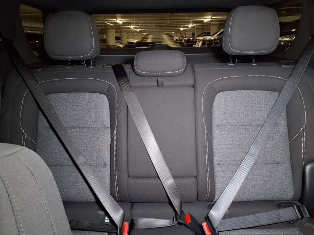 Used 2026 GMC Terrain Elevation w/ Technology Package II image 18