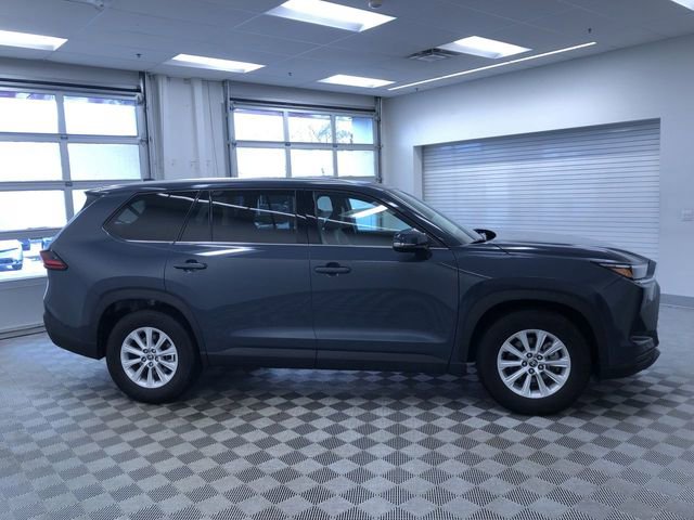 Used 2025 Toyota Grand Highlander XLE image 37