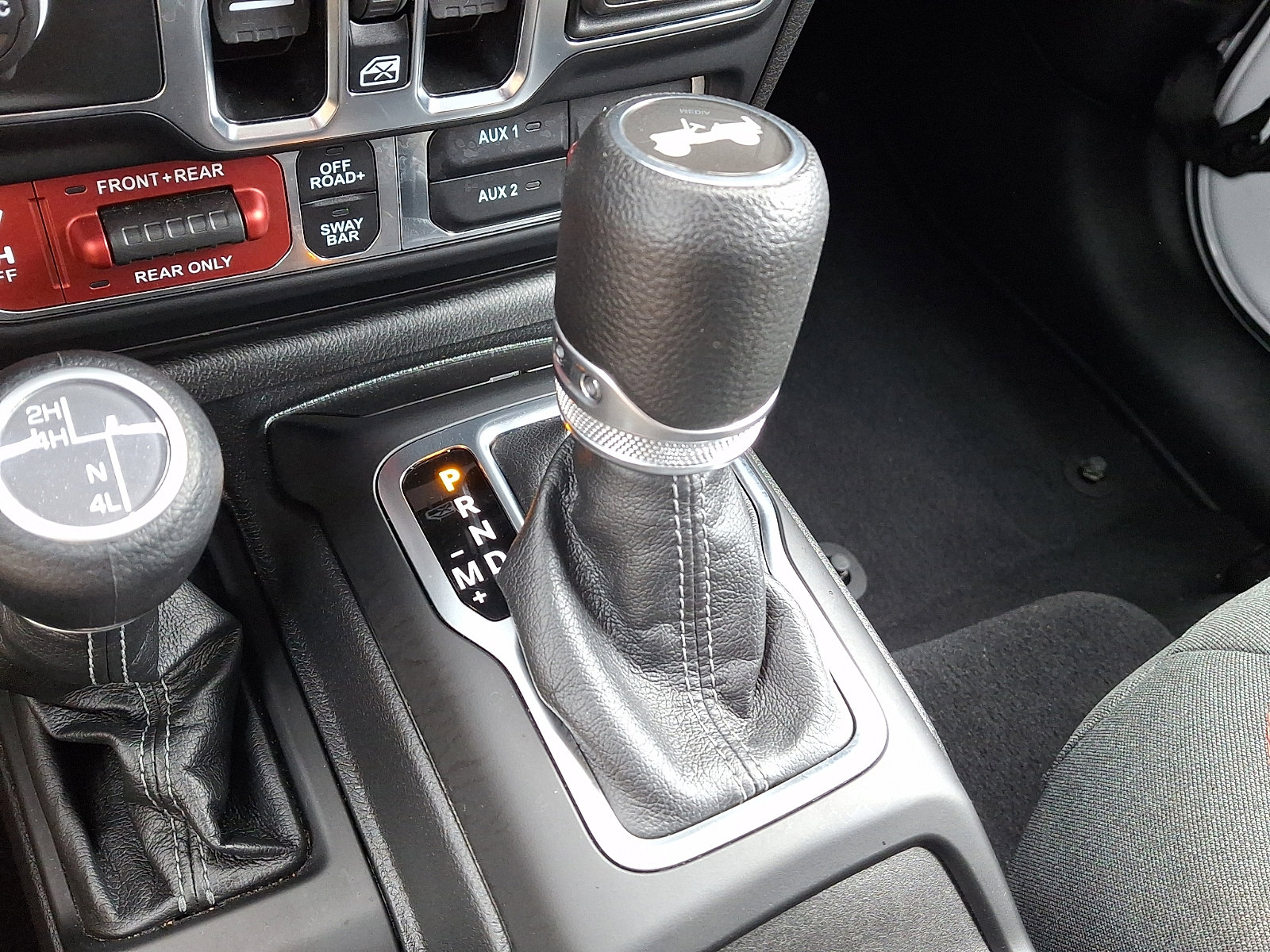 Used 2025 Jeep Wrangler Unlimited Rubicon image 14