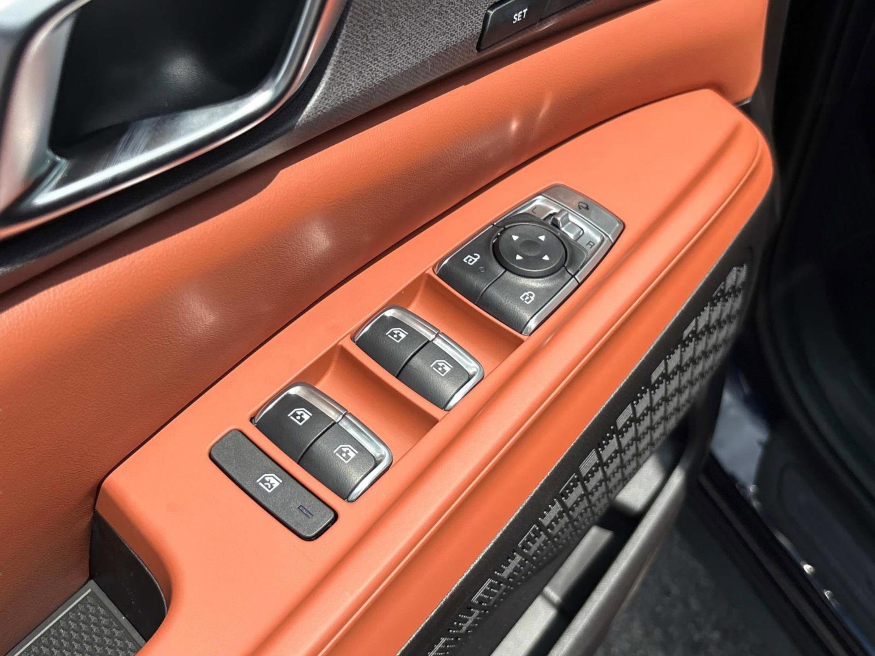 New 2026 Kia Carnival EX image 22