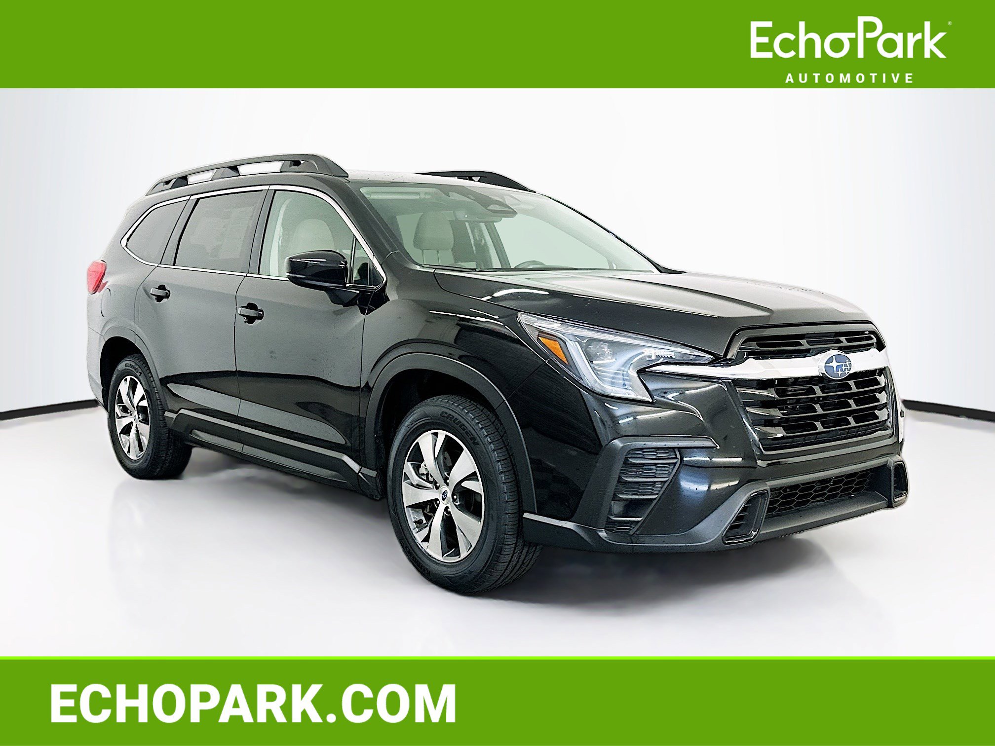 Used 2025 Subaru Ascent Premium AWD/4WD image 1