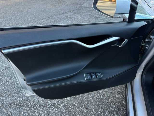 Used 2014 Tesla Model S 85 image 13