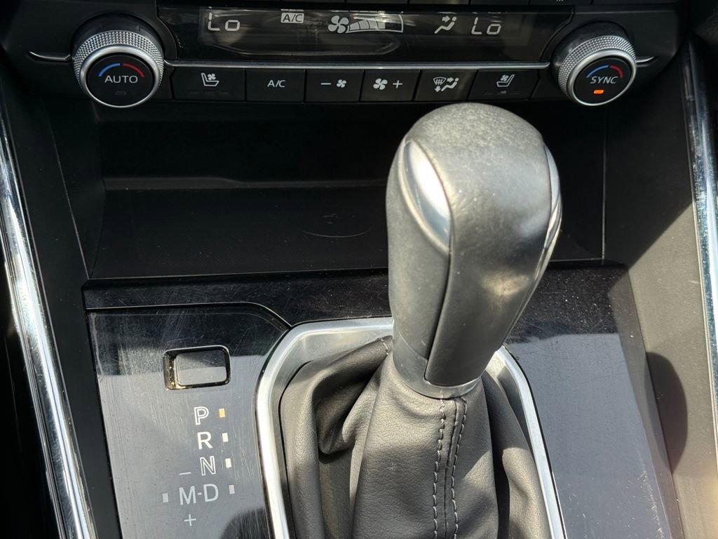 Used 2023 MAZDA CX-9 Touring Plus AWD/4WD image 18