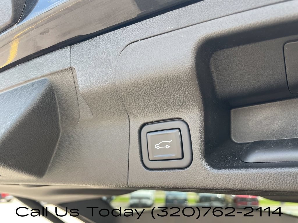 Certified 2022 GMC Acadia SLT w/ Elevation Edition AWD/4WD image 38