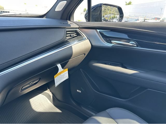 New 2026 Cadillac XT5 Premium Luxury w/ Driver Assist Package FWD image 27