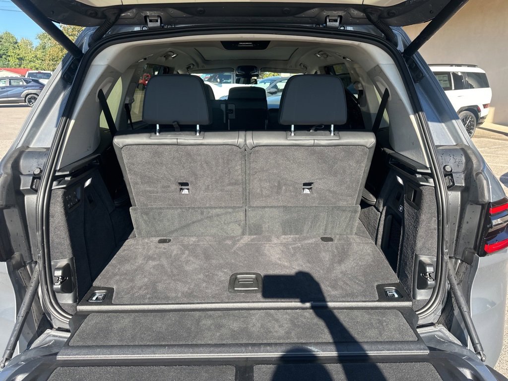 Used 2024 BMW X7 xDrive40i image 15