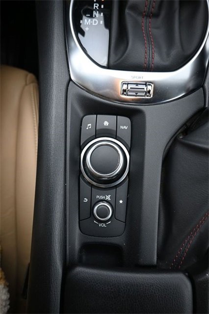 Used 2019 MAZDA MX-5 Miata Grand Touring image 11