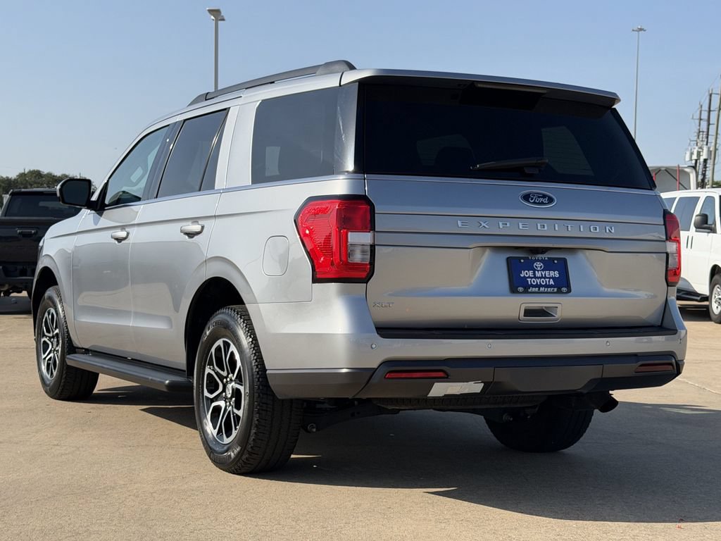 Used 2024 Ford Expedition XLT RWD image 7