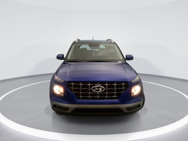 Certified 2026 Hyundai Venue SEL FWD image 9
