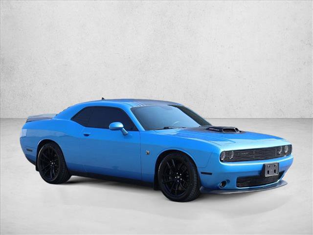Used 2019 Dodge Challenger R/T Scat Pack w/ Shaker Package RWD video 3