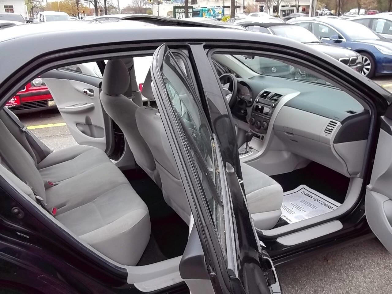 Used 2011 Toyota Corolla LE w/ Premium Pkg FWD image 9