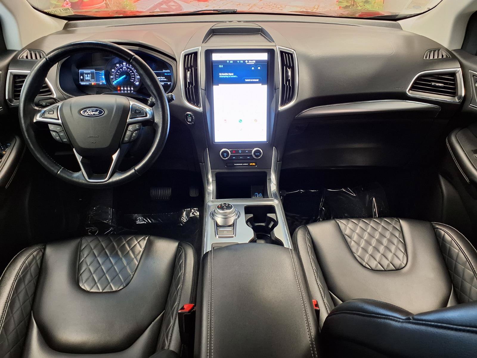 Used 2023 Ford Edge Titanium AWD/4WD image 16