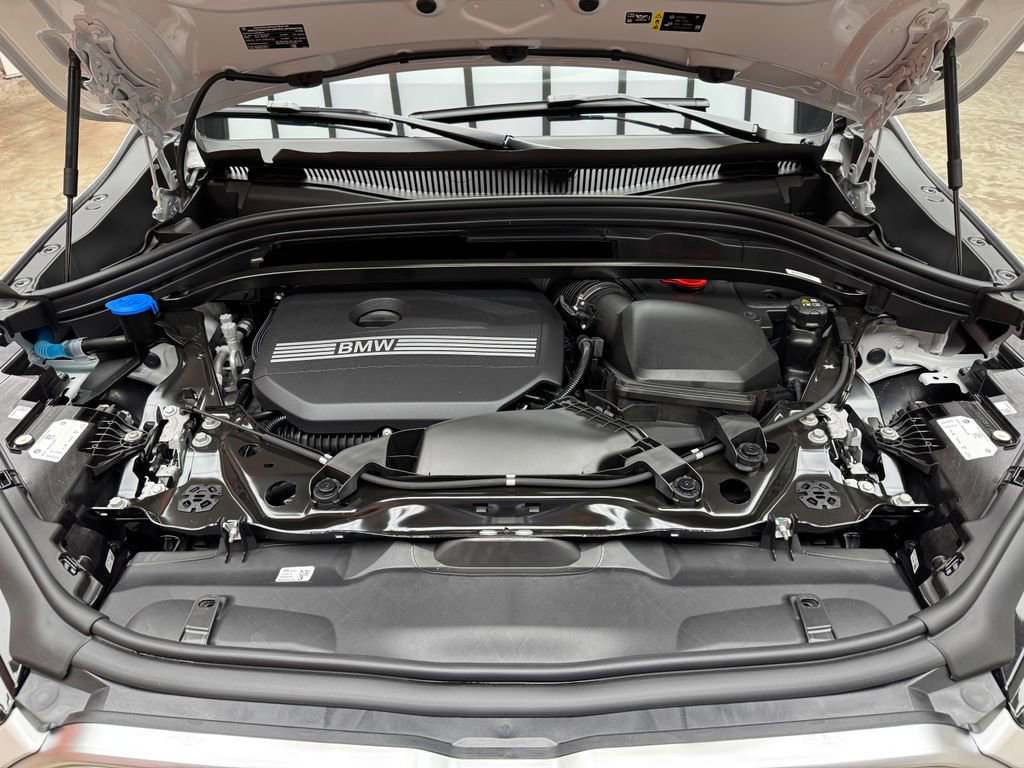New 2026 BMW X2 xDrive28i w/ Technology Package image 27