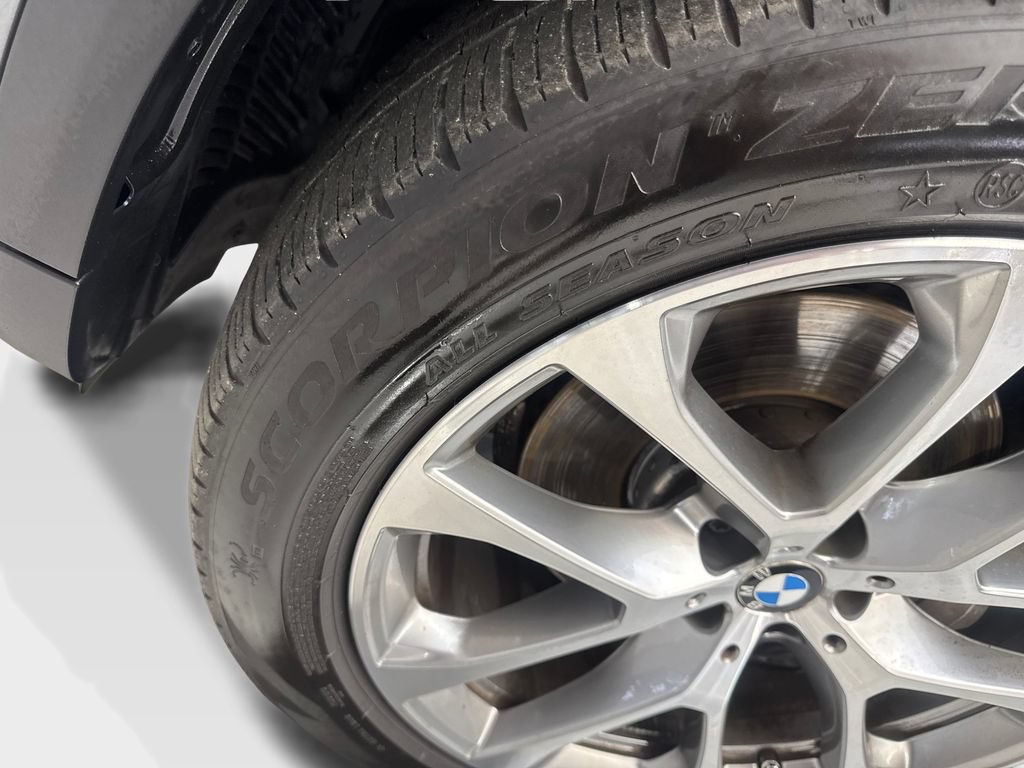 Used 2024 BMW X5 sDrive40i w/ Premium Package RWD image 89