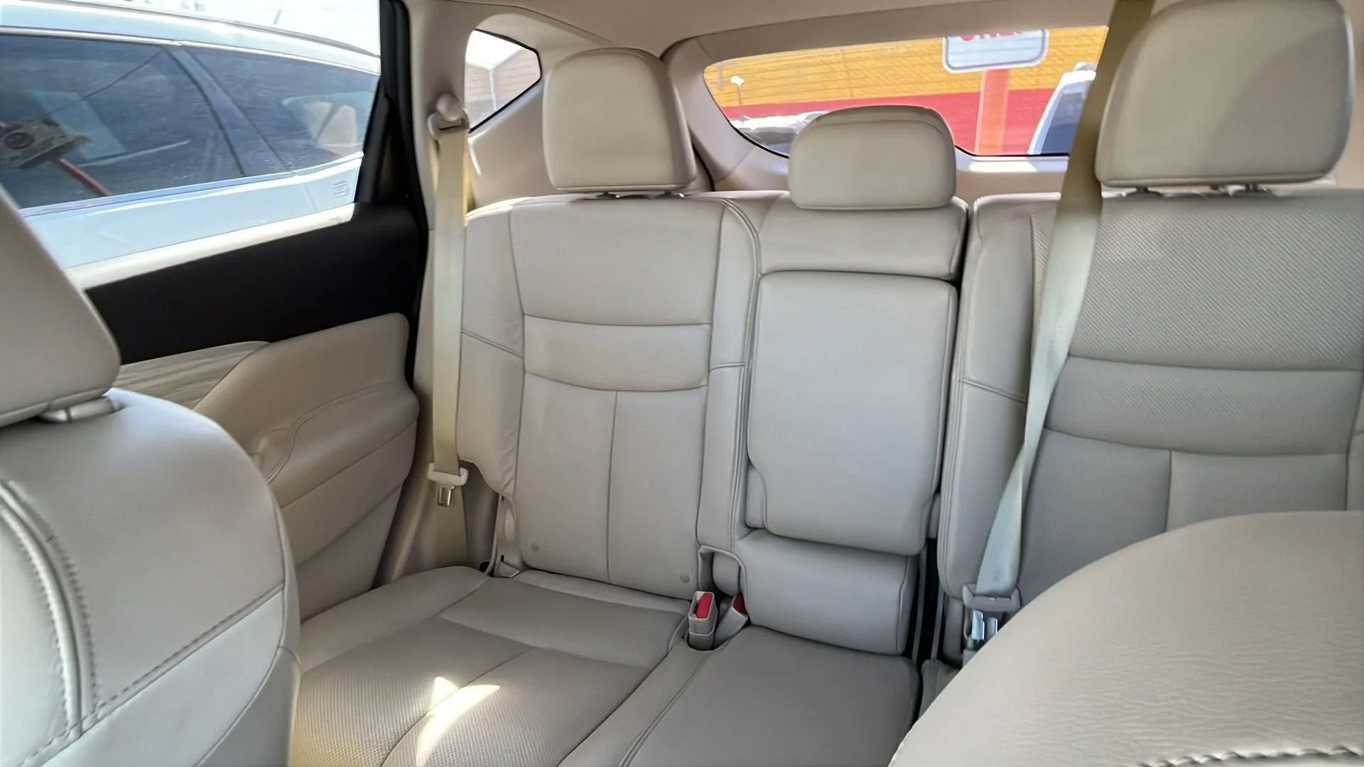 Used 2015 Nissan Murano Platinum image 4