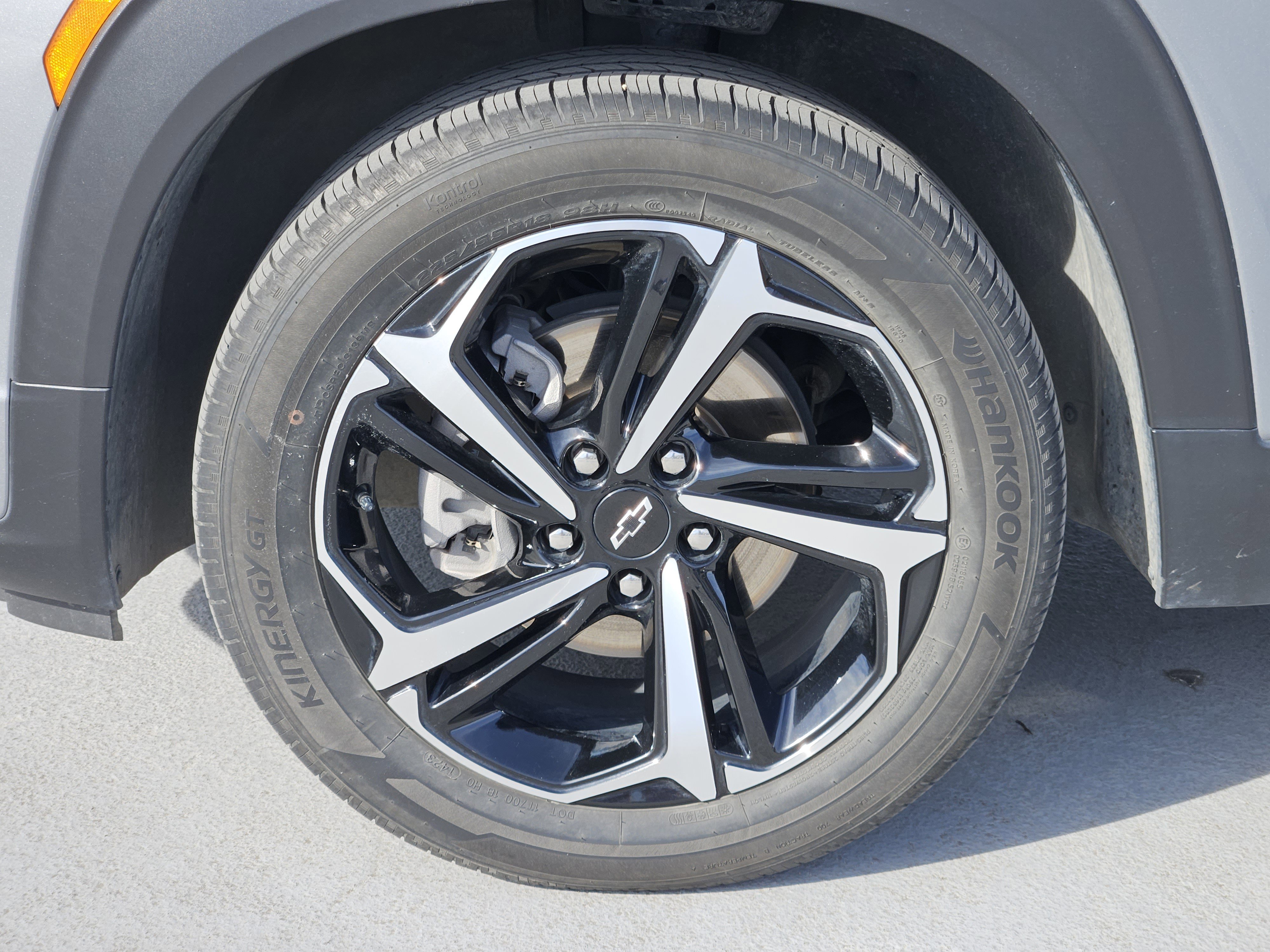 Used 2023 Chevrolet TrailBlazer RS w/ Convenience Package image 13