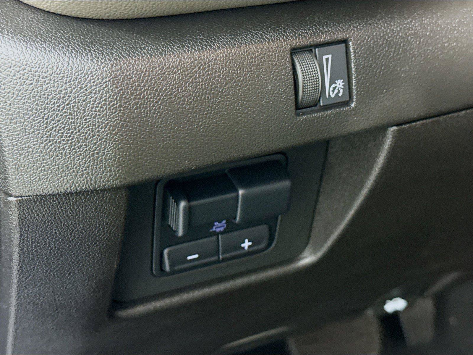 Used 2024 Chevrolet Colorado ZR2 w/ ZR2 Bison Edition AWD/4WD image 6