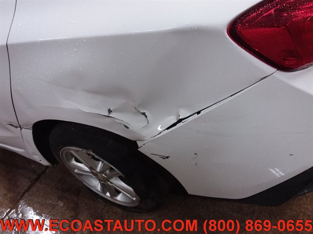 Used 2018 Chevrolet Cruze LT w/ Convenience Package FWD image 15